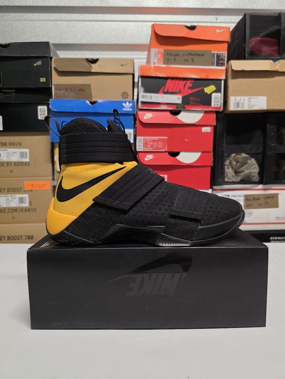 Nike LeBron Soldier 10 SFG "University Gold Sz 11.5